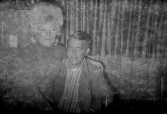 While Flo's away Dolly will Play...